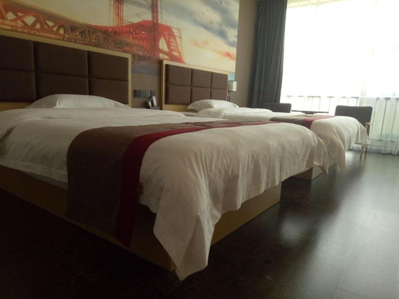 Thank Inn Plus Hotel Jiangxi Fuzhou Jinxi County Government Square Екстер'єр фото